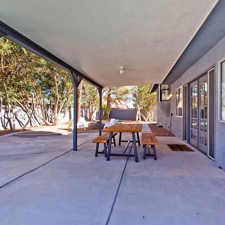 Villa Bright, Modern 4Br With Beautiful Backyard & Pool! à Las Vegas Extérieur photo