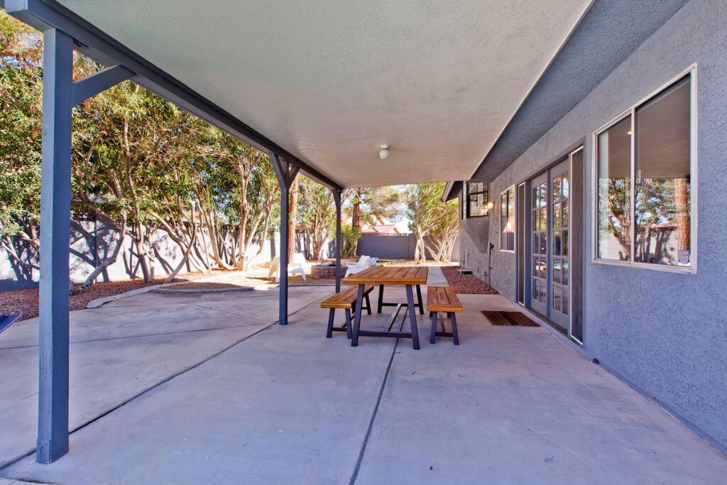 Villa Bright, Modern 4Br With Beautiful Backyard & Pool! à Las Vegas Extérieur photo